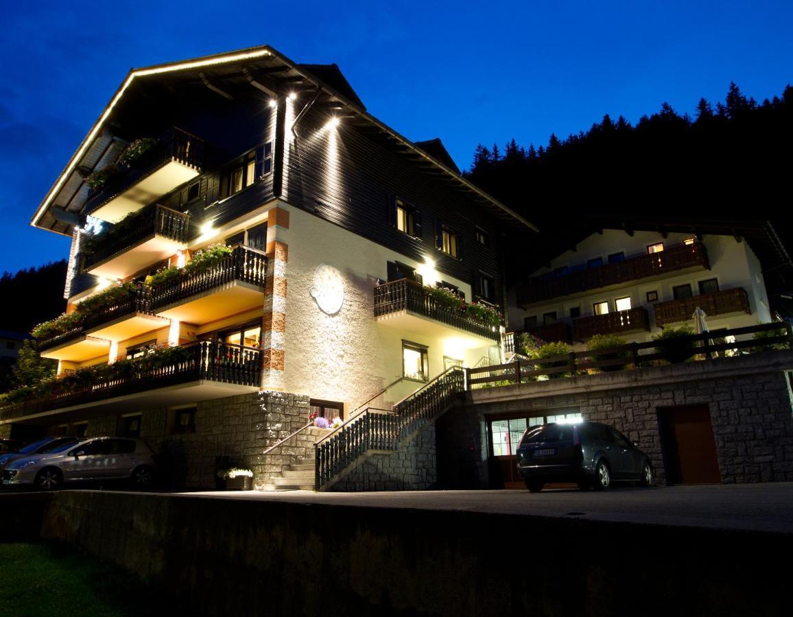 איזולצ'יה Hotel Cardo מראה חיצוני תמונה