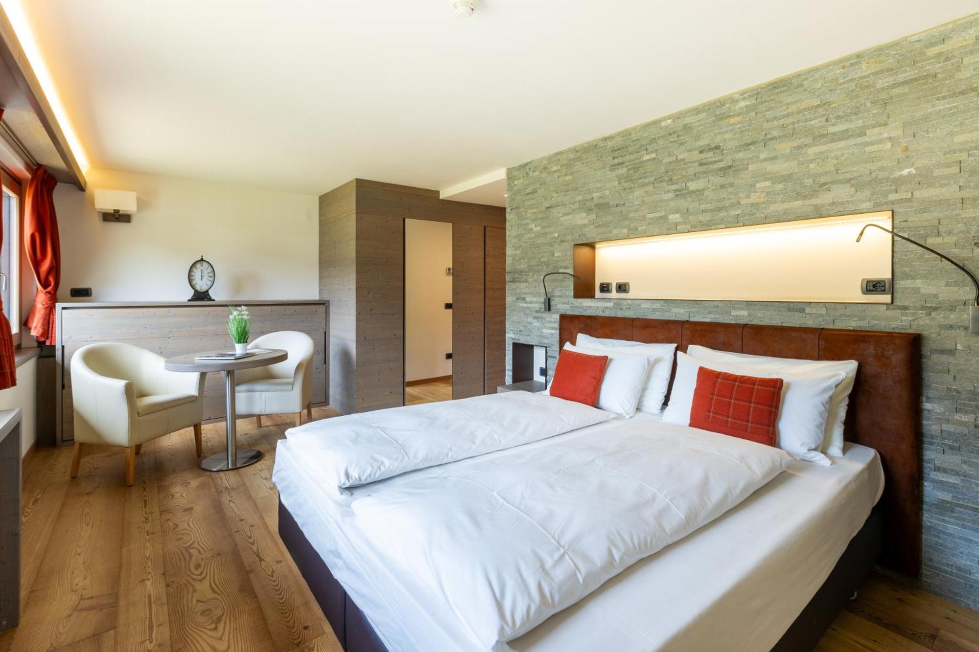 איזולצ'יה Hotel Cardo מראה חיצוני תמונה