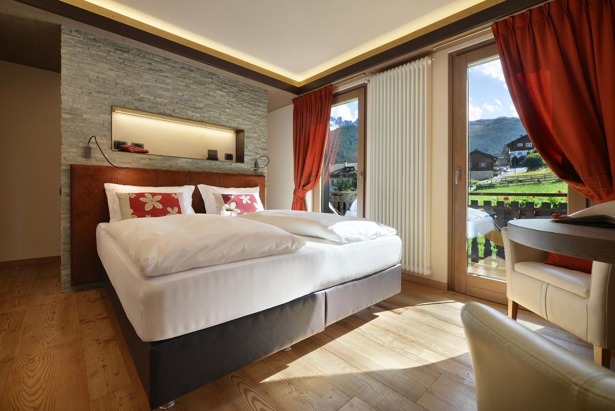איזולצ'יה Hotel Cardo מראה חיצוני תמונה